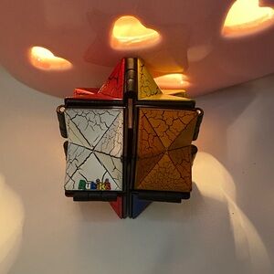 Rubik’s infinity cube